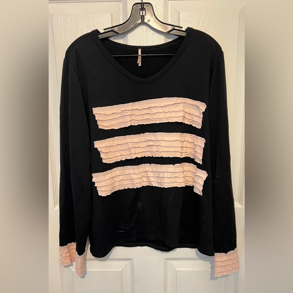 PETE Women’s Black & Light Pink Mixed Media Scoop Neck Long Sleeve Top Size XL